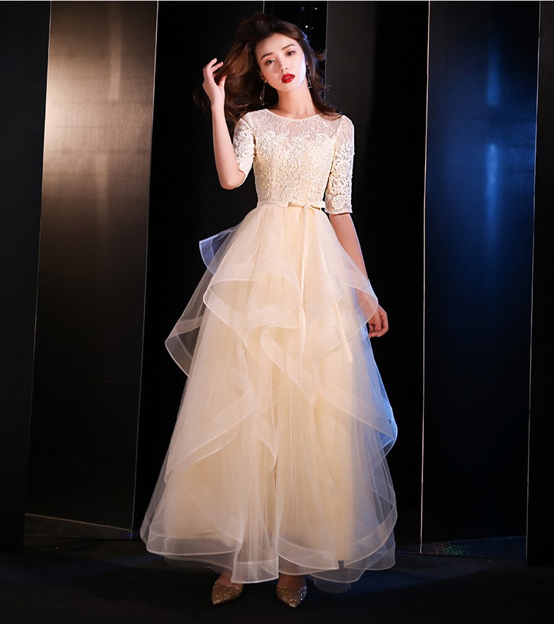 ★パーティー  結婚式 披露宴 ステージ 司会 演奏会 可愛いフリル　レース切替ドレス