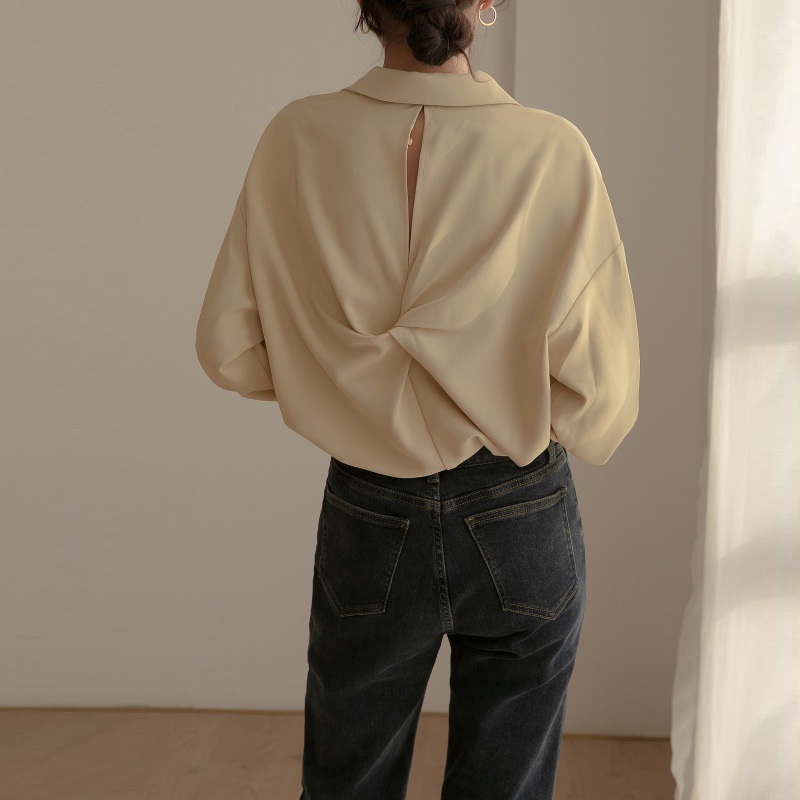★オシャレ感　背中クローズ　体型選ばない　ゆったりめ　シャツブラウス