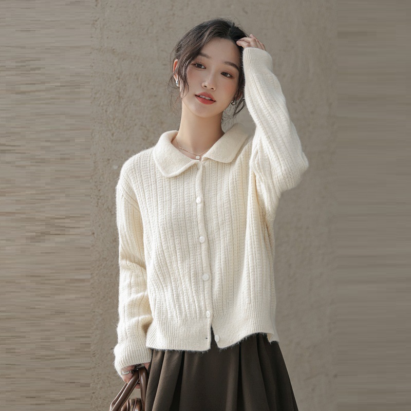 ★上品感　優しい印象　カジュアル　ニットトップス　セーター