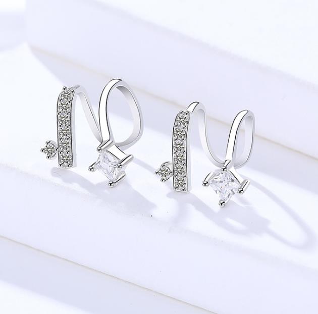 ピアス   誕生日プレゼント プラチナ仕上 シルバー925 お呼ばれ イヤーカフス簡単挟むだけイヤリング風