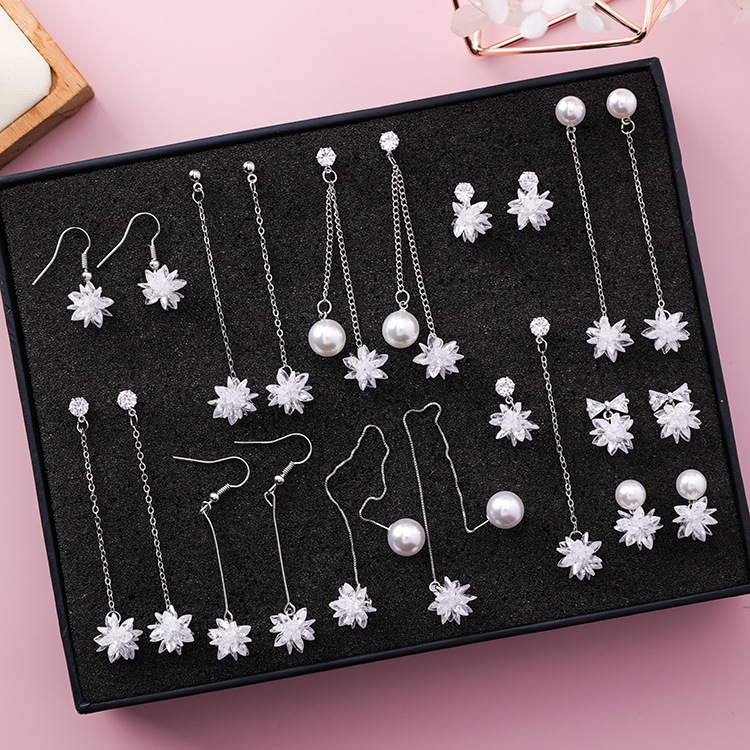 即納 ピアス ハロウィン クリスマス  プレゼント  ZCダイヤストン  樹脂パールピアス