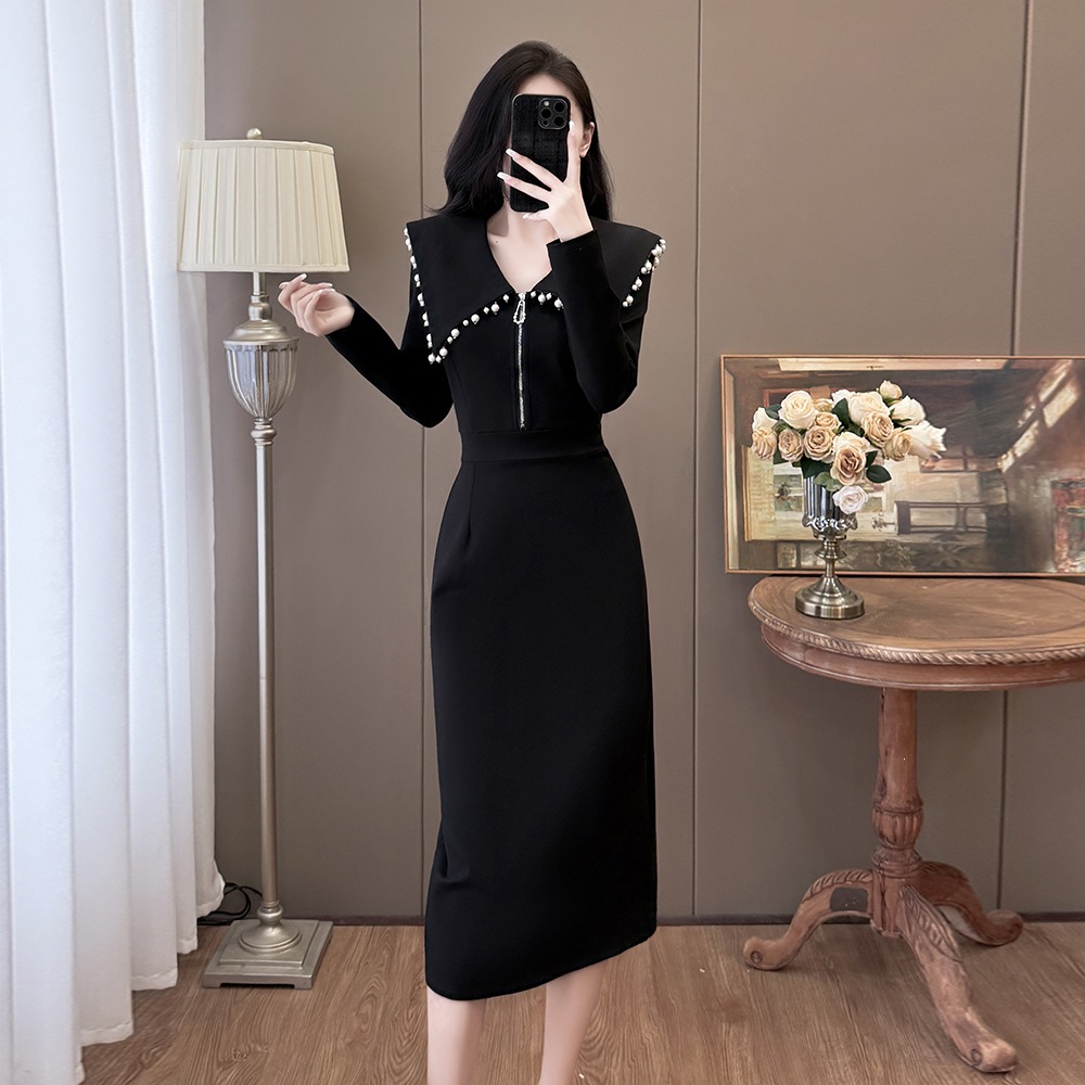 ★M～5L★大きいサイズ　可愛いパール付き　大きめ襟　　体型カバーペプラムフレア　ロングワンピース
